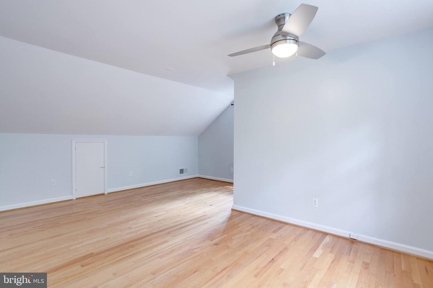 8929 STARK RD, ANNANDALE, Virginia 22003, 4 Bedrooms Bedrooms, ,2 BathroomsBathrooms,Residential,For sale,8929 STARK RD,VAFX2254842 MLS # VAFX2254842