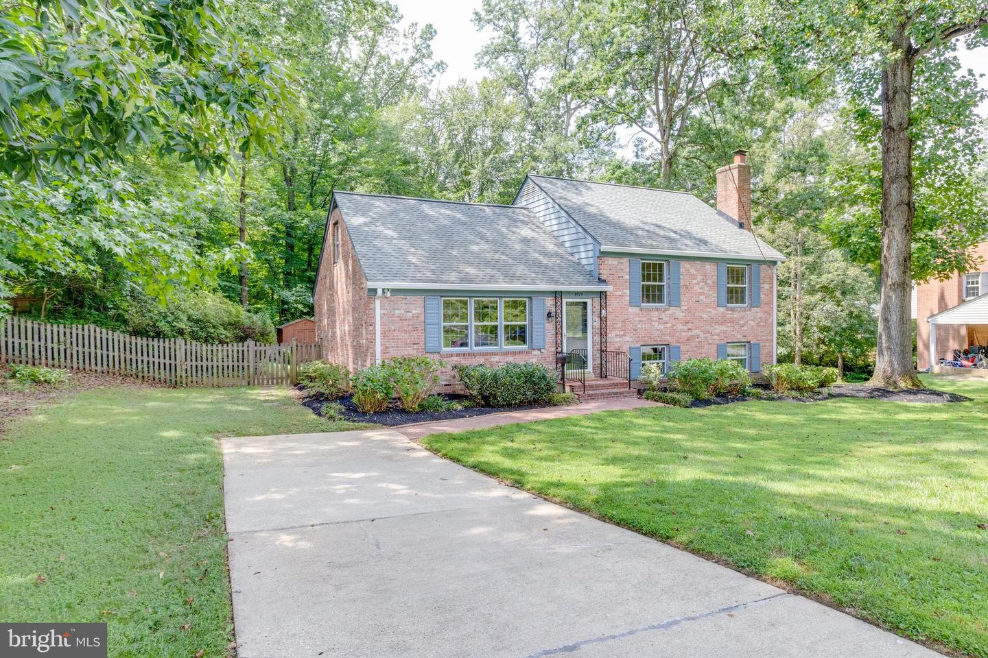 8929 STARK RD, ANNANDALE, Virginia 22003, 4 Bedrooms Bedrooms, ,2 BathroomsBathrooms,Residential,For sale,8929 STARK RD,VAFX2254842 MLS # VAFX2254842