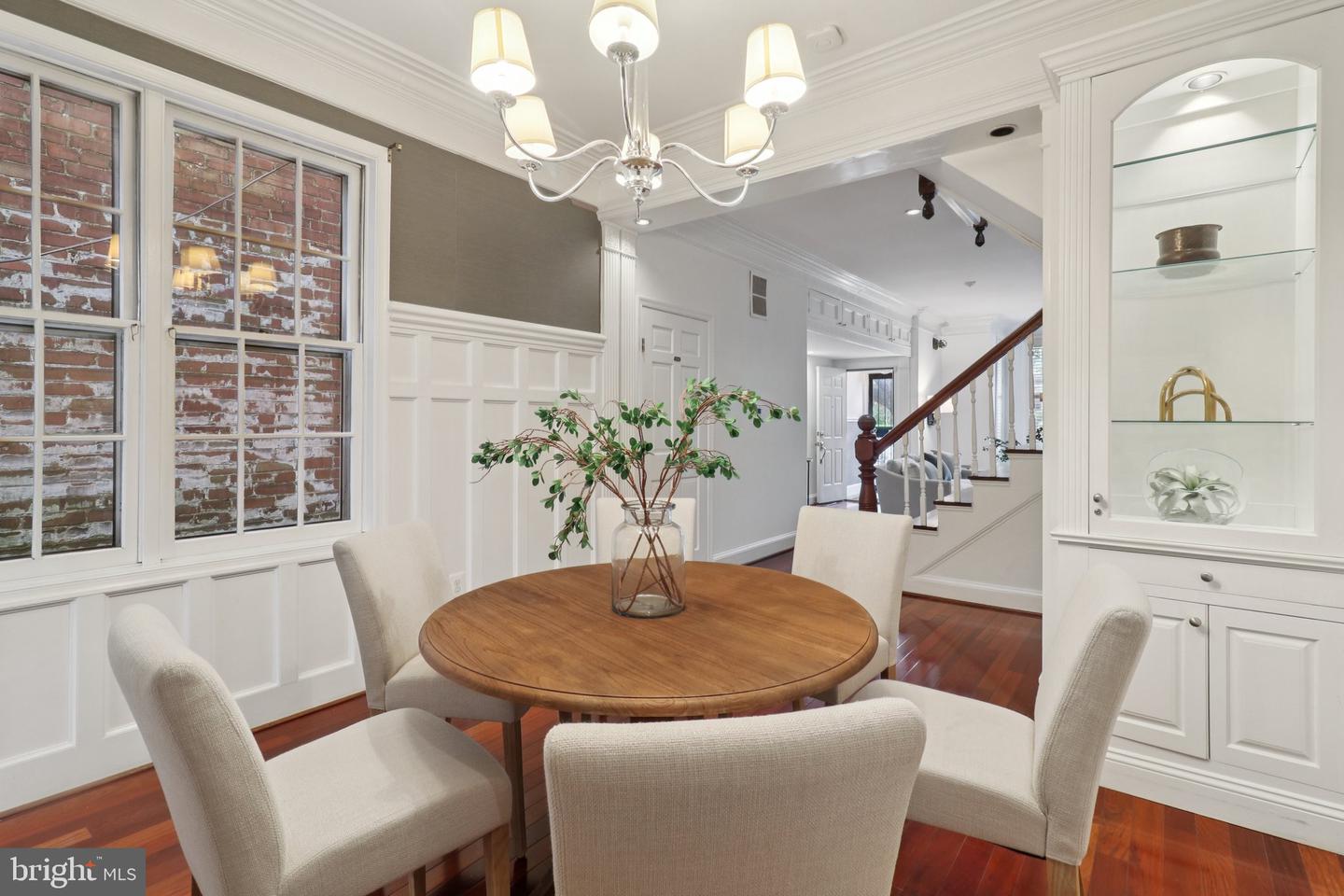 252 11TH ST SE, WASHINGTON, District Of Columbia 20003, 3 Bedrooms Bedrooms, ,3 BathroomsBathrooms,Residential,For sale,252 11TH ST SE,DCDC2209840 MLS # DCDC2209840