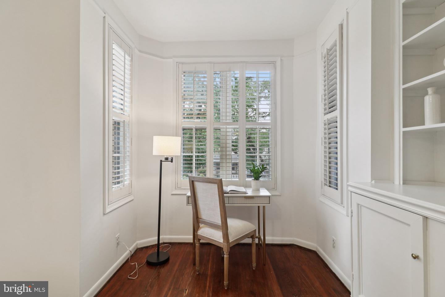 252 11TH ST SE, WASHINGTON, District Of Columbia 20003, 3 Bedrooms Bedrooms, ,3 BathroomsBathrooms,Residential,For sale,252 11TH ST SE,DCDC2209840 MLS # DCDC2209840