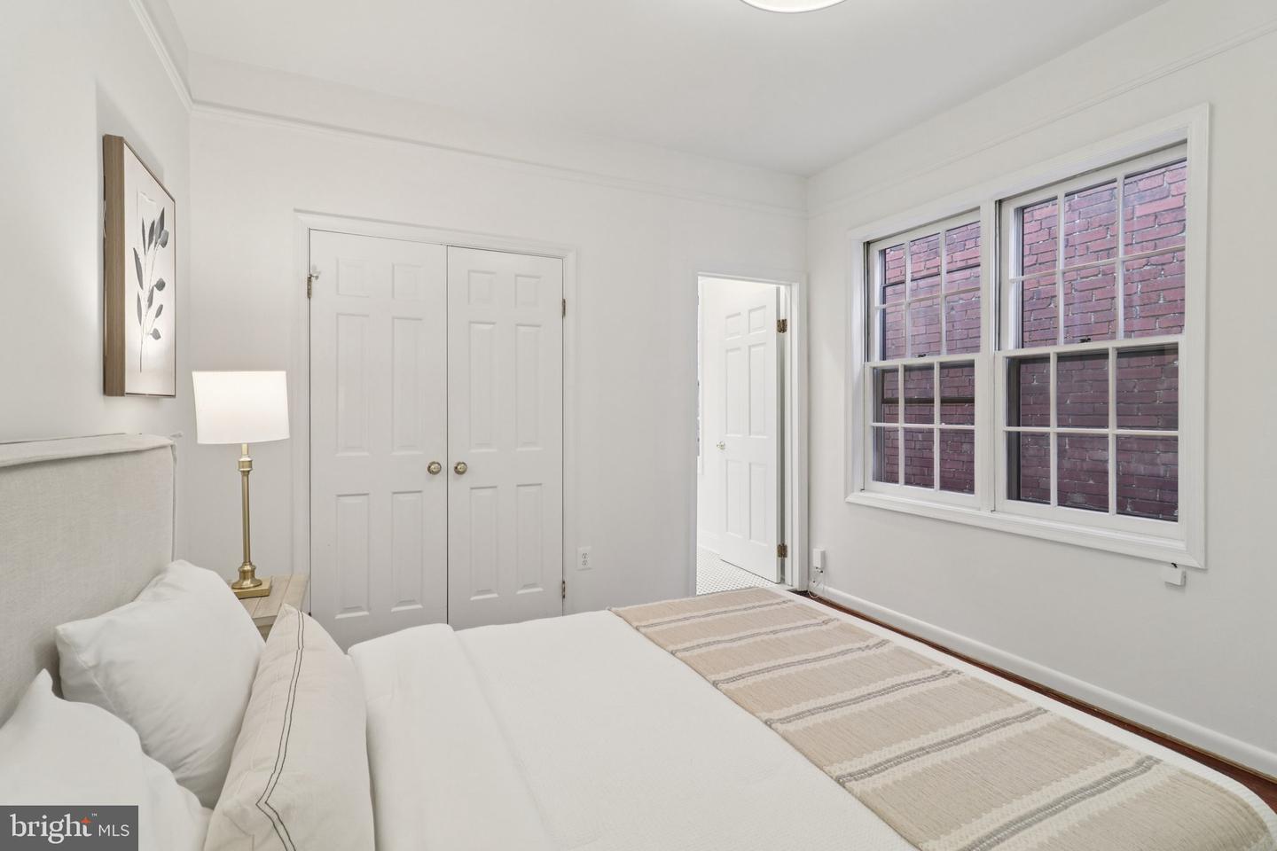 252 11TH ST SE, WASHINGTON, District Of Columbia 20003, 3 Bedrooms Bedrooms, ,3 BathroomsBathrooms,Residential,For sale,252 11TH ST SE,DCDC2209840 MLS # DCDC2209840