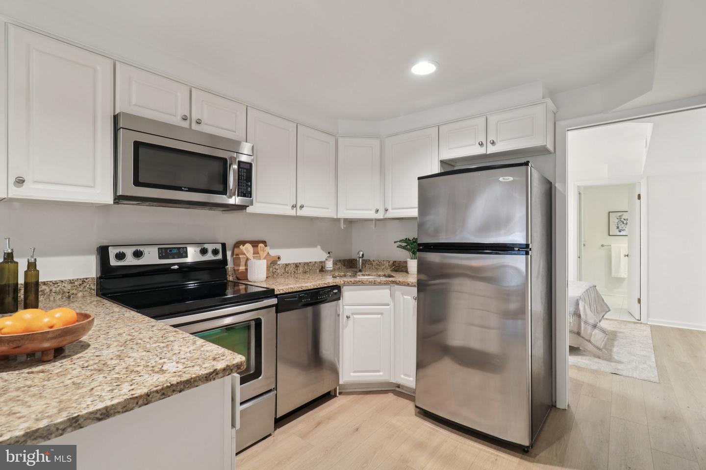 252 11TH ST SE, WASHINGTON, District Of Columbia 20003, 3 Bedrooms Bedrooms, ,3 BathroomsBathrooms,Residential,For sale,252 11TH ST SE,DCDC2209840 MLS # DCDC2209840