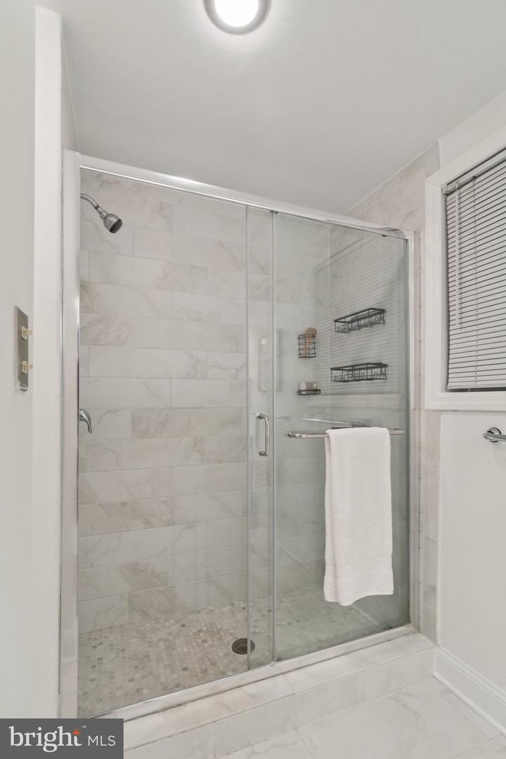 252 11TH ST SE, WASHINGTON, District Of Columbia 20003, 3 Bedrooms Bedrooms, ,3 BathroomsBathrooms,Residential,For sale,252 11TH ST SE,DCDC2209840 MLS # DCDC2209840