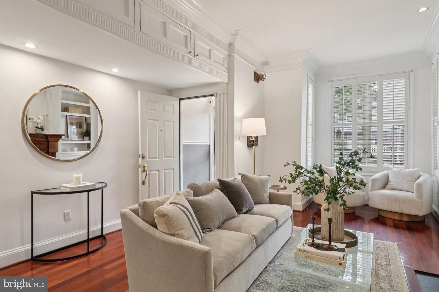 252 11TH ST SE, WASHINGTON, District Of Columbia 20003, 3 Bedrooms Bedrooms, ,3 BathroomsBathrooms,Residential,For sale,252 11TH ST SE,DCDC2209840 MLS # DCDC2209840