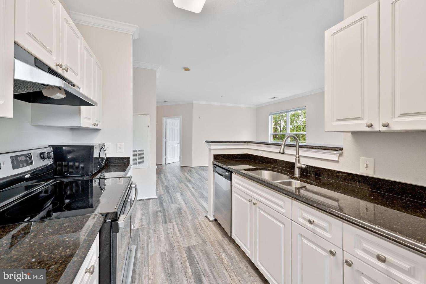 3015 NICOSH CIR #2210, FALLS CHURCH, Virginia 22042, 2 Bedrooms Bedrooms, ,1 BathroomBathrooms,Residential,For sale,3015 NICOSH CIR #2210,VAFX2254918 MLS # VAFX2254918