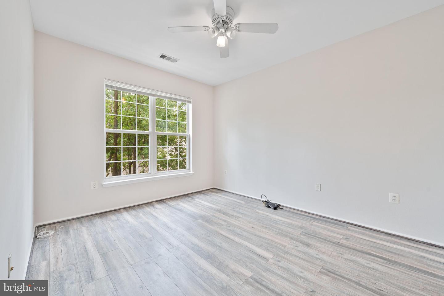 3015 NICOSH CIR #2210, FALLS CHURCH, Virginia 22042, 2 Bedrooms Bedrooms, ,1 BathroomBathrooms,Residential,For sale,3015 NICOSH CIR #2210,VAFX2254918 MLS # VAFX2254918