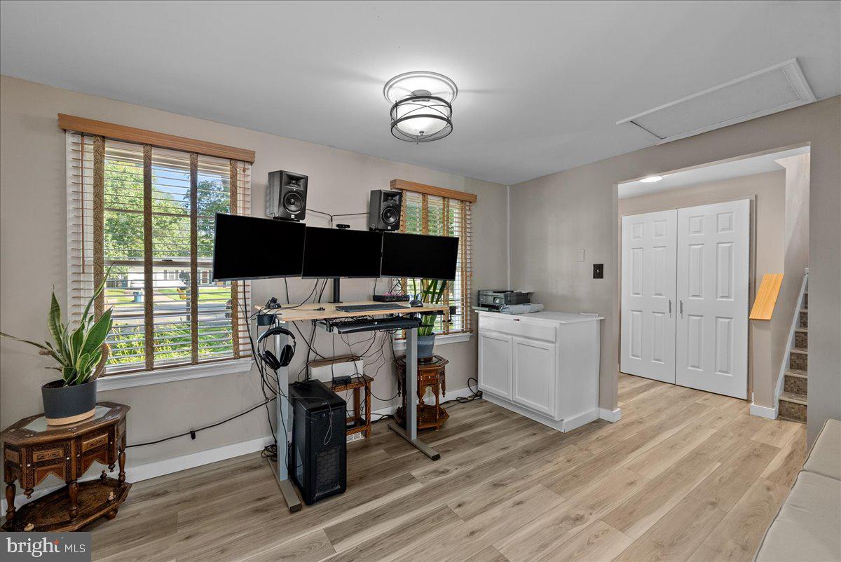 15303 HARMONY HILL CT, CENTREVILLE, Virginia 20120, 4 Bedrooms Bedrooms, ,3 BathroomsBathrooms,Residential,For sale,15303 HARMONY HILL CT,VAFX2254950 MLS # VAFX2254950
