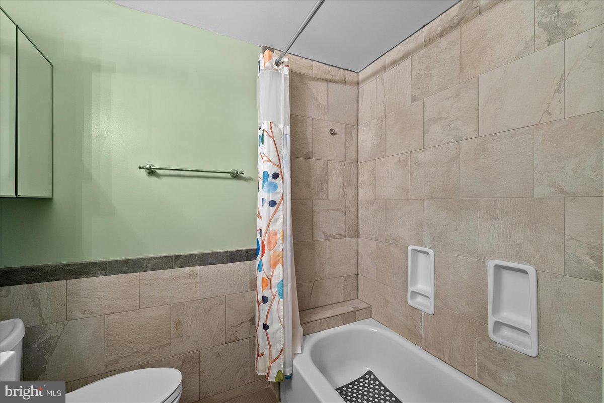 15303 HARMONY HILL CT, CENTREVILLE, Virginia 20120, 4 Bedrooms Bedrooms, ,3 BathroomsBathrooms,Residential,For sale,15303 HARMONY HILL CT,VAFX2254950 MLS # VAFX2254950