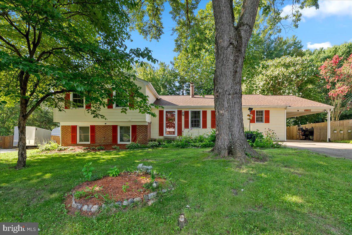 15303 HARMONY HILL CT, CENTREVILLE, Virginia 20120, 4 Bedrooms Bedrooms, ,3 BathroomsBathrooms,Residential,For sale,15303 HARMONY HILL CT,VAFX2254950 MLS # VAFX2254950