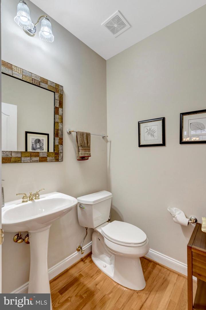 19126 STREAM CROSSING CT, LEESBURG, Virginia 20176, 4 Bedrooms Bedrooms, ,4 BathroomsBathrooms,Residential,For sale,19126 STREAM CROSSING CT,VALO2102000 MLS # VALO2102000