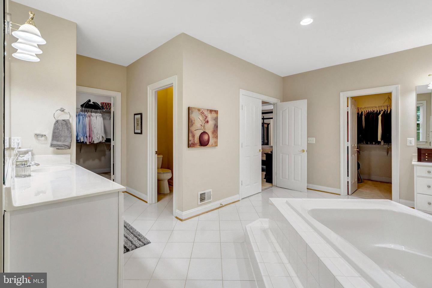 19126 STREAM CROSSING CT, LEESBURG, Virginia 20176, 4 Bedrooms Bedrooms, ,4 BathroomsBathrooms,Residential,For sale,19126 STREAM CROSSING CT,VALO2102000 MLS # VALO2102000