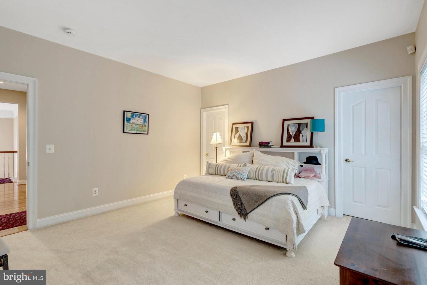 19126 STREAM CROSSING CT, LEESBURG, Virginia 20176, 4 Bedrooms Bedrooms, ,4 BathroomsBathrooms,Residential,For sale,19126 STREAM CROSSING CT,VALO2102000 MLS # VALO2102000