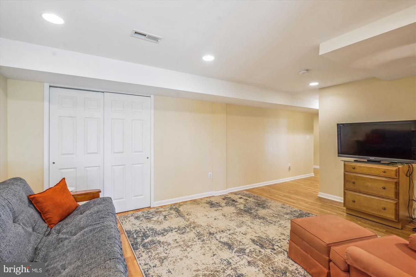 8426 BLAKISTON LN, ALEXANDRIA, Virginia 22308, 5 Bedrooms Bedrooms, ,4 BathroomsBathrooms,Residential,For sale,8426 BLAKISTON LN,VAFX2255248 MLS # VAFX2255248