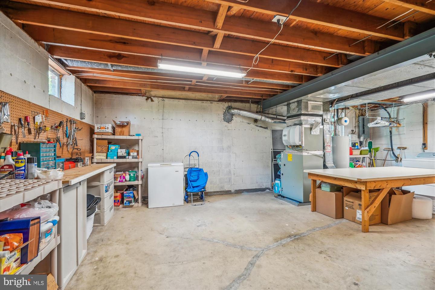 8426 BLAKISTON LN, ALEXANDRIA, Virginia 22308, 5 Bedrooms Bedrooms, ,4 BathroomsBathrooms,Residential,For sale,8426 BLAKISTON LN,VAFX2255248 MLS # VAFX2255248