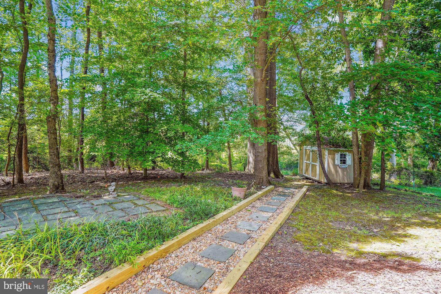 8426 BLAKISTON LN, ALEXANDRIA, Virginia 22308, 5 Bedrooms Bedrooms, ,4 BathroomsBathrooms,Residential,For sale,8426 BLAKISTON LN,VAFX2255248 MLS # VAFX2255248