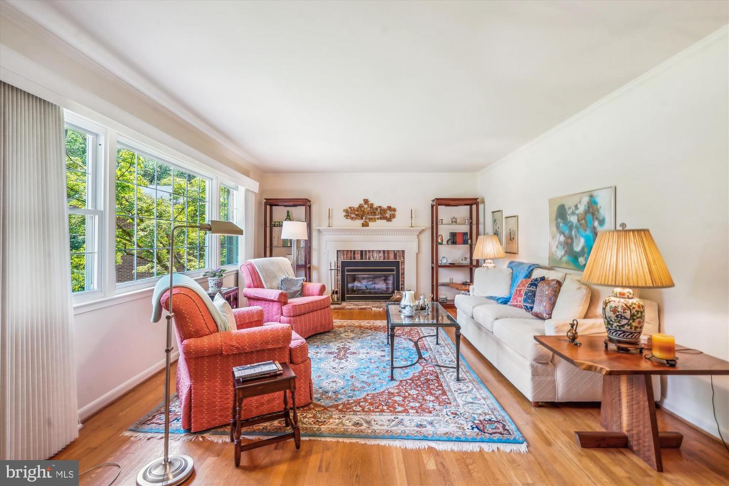 8426 BLAKISTON LN, ALEXANDRIA, Virginia 22308, 5 Bedrooms Bedrooms, ,4 BathroomsBathrooms,Residential,For sale,8426 BLAKISTON LN,VAFX2255248 MLS # VAFX2255248