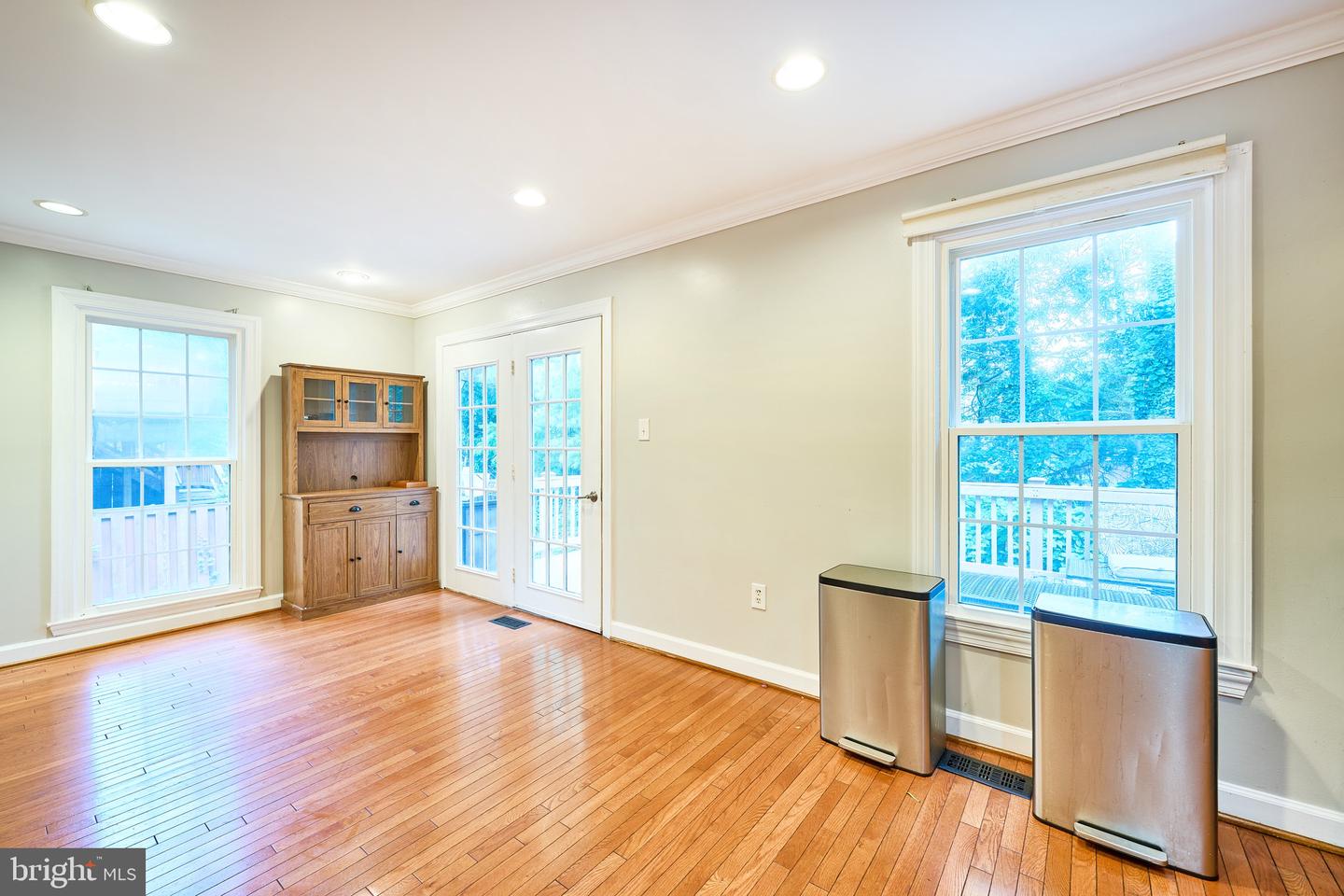 4235 SLEEPY LAKE DR, FAIRFAX, Virginia 22033, 4 Bedrooms Bedrooms, ,3 BathroomsBathrooms,Residential,For sale,4235 SLEEPY LAKE DR,VAFX2255406 MLS # VAFX2255406