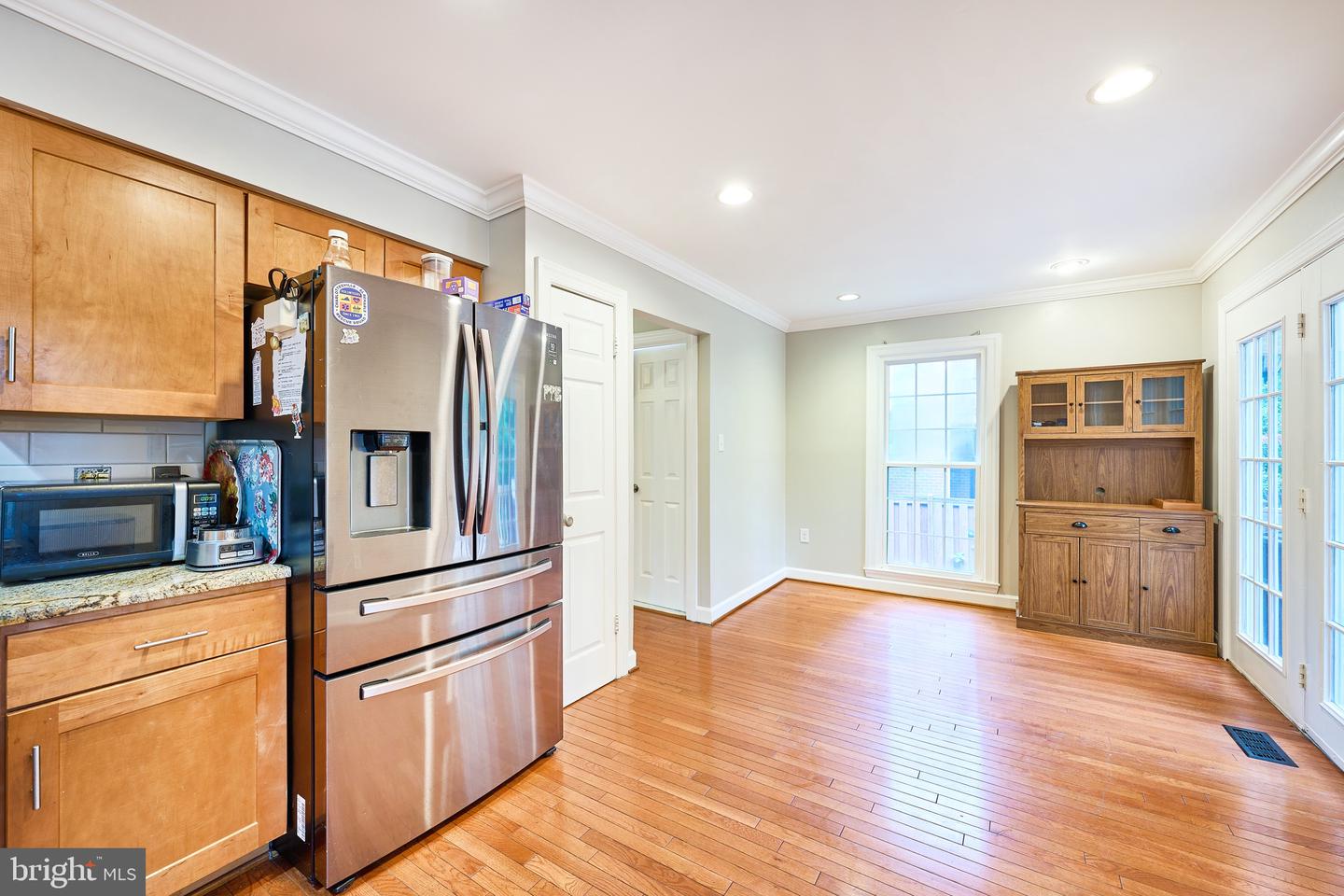 4235 SLEEPY LAKE DR, FAIRFAX, Virginia 22033, 4 Bedrooms Bedrooms, ,3 BathroomsBathrooms,Residential,For sale,4235 SLEEPY LAKE DR,VAFX2255406 MLS # VAFX2255406