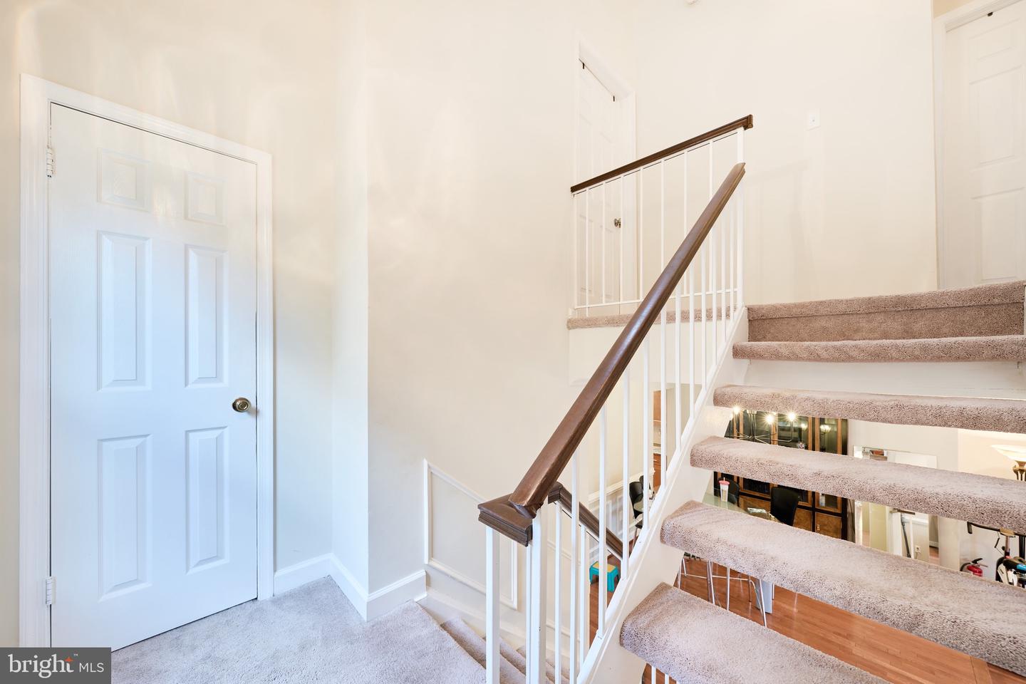 4235 SLEEPY LAKE DR, FAIRFAX, Virginia 22033, 4 Bedrooms Bedrooms, ,3 BathroomsBathrooms,Residential,For sale,4235 SLEEPY LAKE DR,VAFX2255406 MLS # VAFX2255406