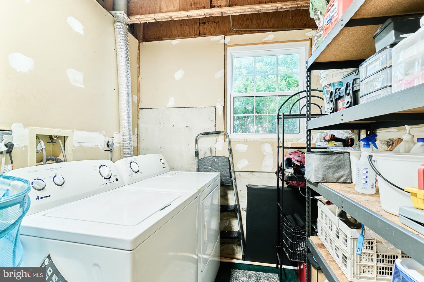4235 SLEEPY LAKE DR, FAIRFAX, Virginia 22033, 4 Bedrooms Bedrooms, ,3 BathroomsBathrooms,Residential,For sale,4235 SLEEPY LAKE DR,VAFX2255406 MLS # VAFX2255406