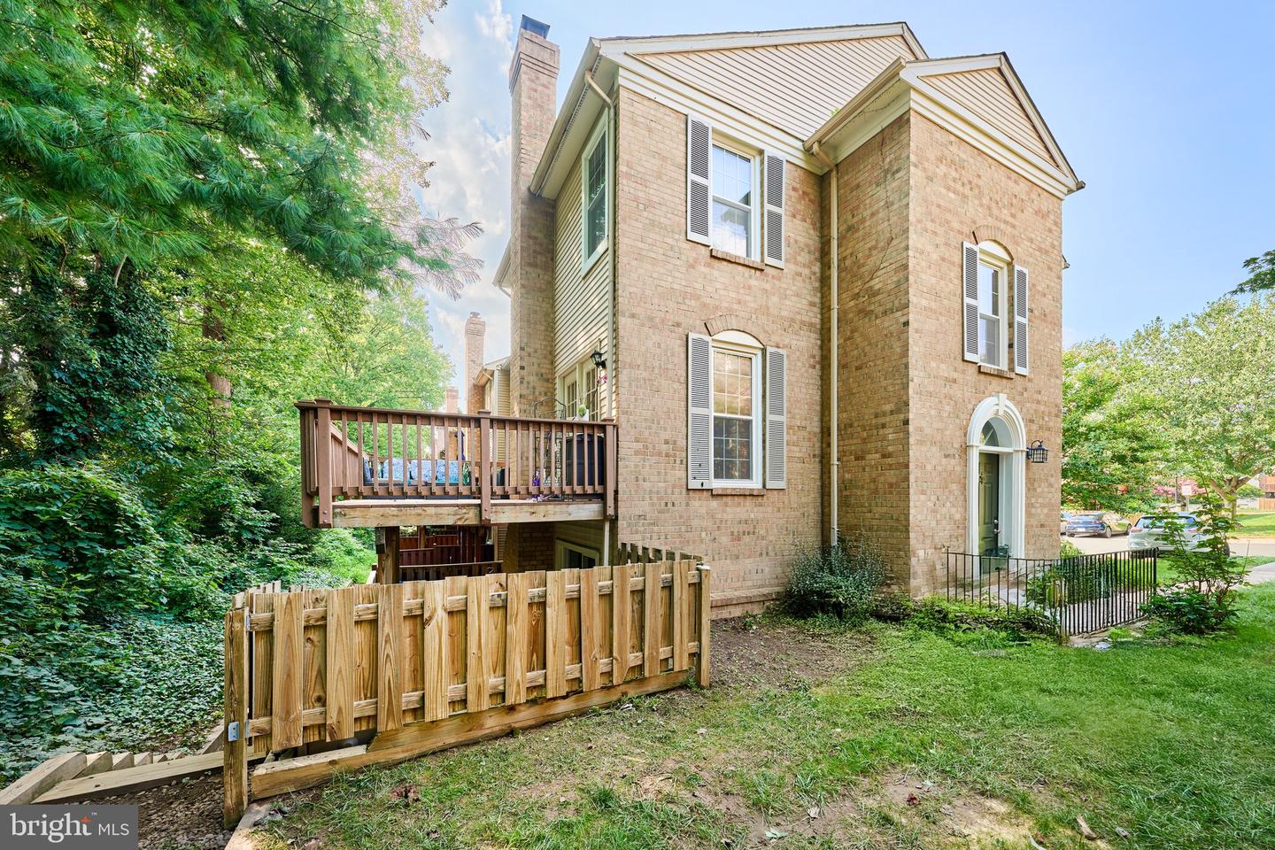 4235 SLEEPY LAKE DR, FAIRFAX, Virginia 22033, 4 Bedrooms Bedrooms, ,3 BathroomsBathrooms,Residential,For sale,4235 SLEEPY LAKE DR,VAFX2255406 MLS # VAFX2255406