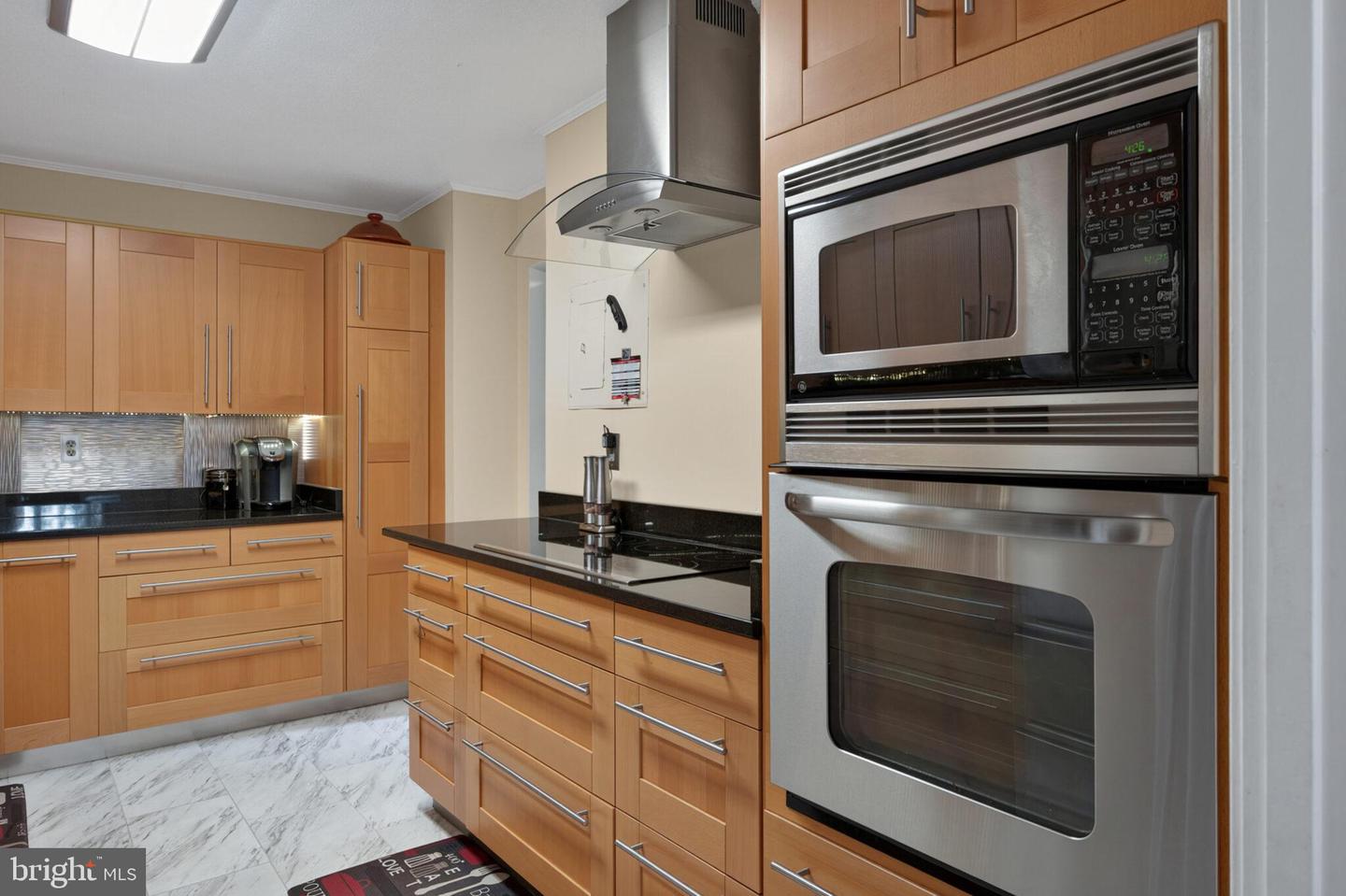 309 YOAKUM PKWY #503, ALEXANDRIA, Virginia 22304, 2 Bedrooms Bedrooms, ,2 BathroomsBathrooms,Residential,For sale,309 YOAKUM PKWY #503,VAAX2047478 MLS # VAAX2047478