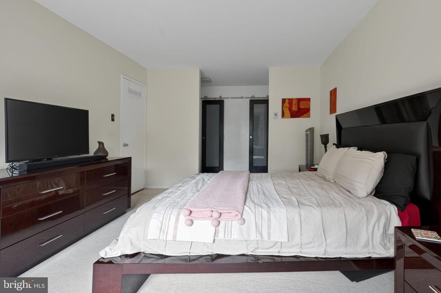 309 YOAKUM PKWY #503, ALEXANDRIA, Virginia 22304, 2 Bedrooms Bedrooms, ,2 BathroomsBathrooms,Residential,For sale,309 YOAKUM PKWY #503,VAAX2047478 MLS # VAAX2047478