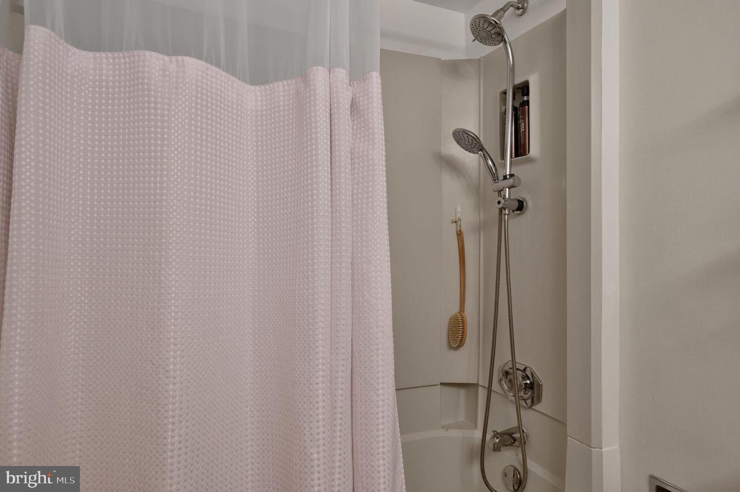 309 YOAKUM PKWY #503, ALEXANDRIA, Virginia 22304, 2 Bedrooms Bedrooms, ,2 BathroomsBathrooms,Residential,For sale,309 YOAKUM PKWY #503,VAAX2047478 MLS # VAAX2047478