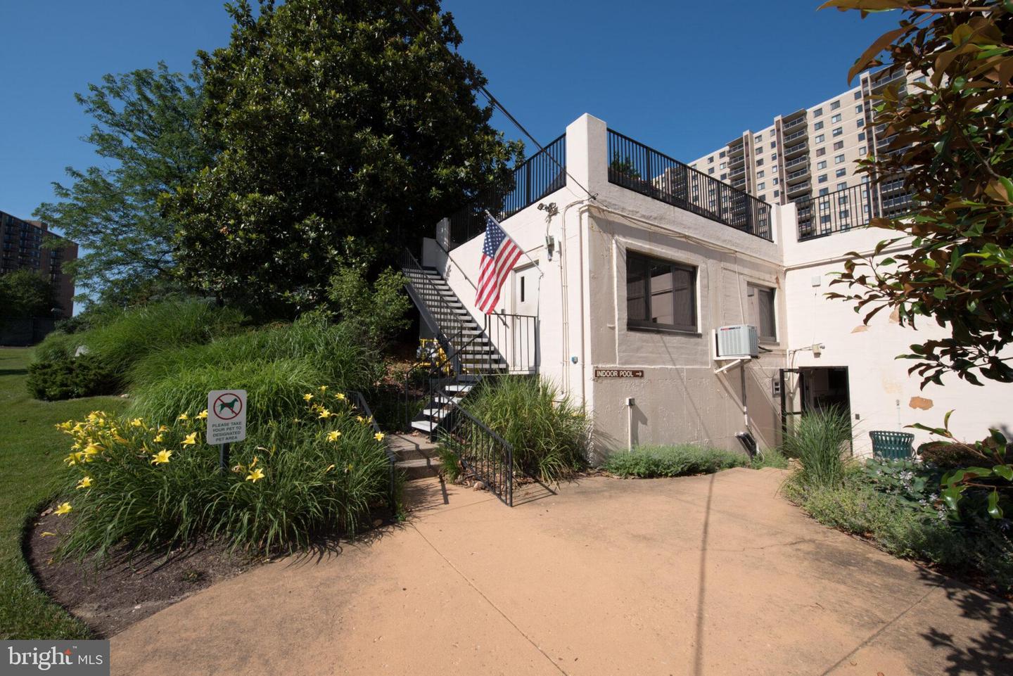 309 YOAKUM PKWY #503, ALEXANDRIA, Virginia 22304, 2 Bedrooms Bedrooms, ,2 BathroomsBathrooms,Residential,For sale,309 YOAKUM PKWY #503,VAAX2047478 MLS # VAAX2047478