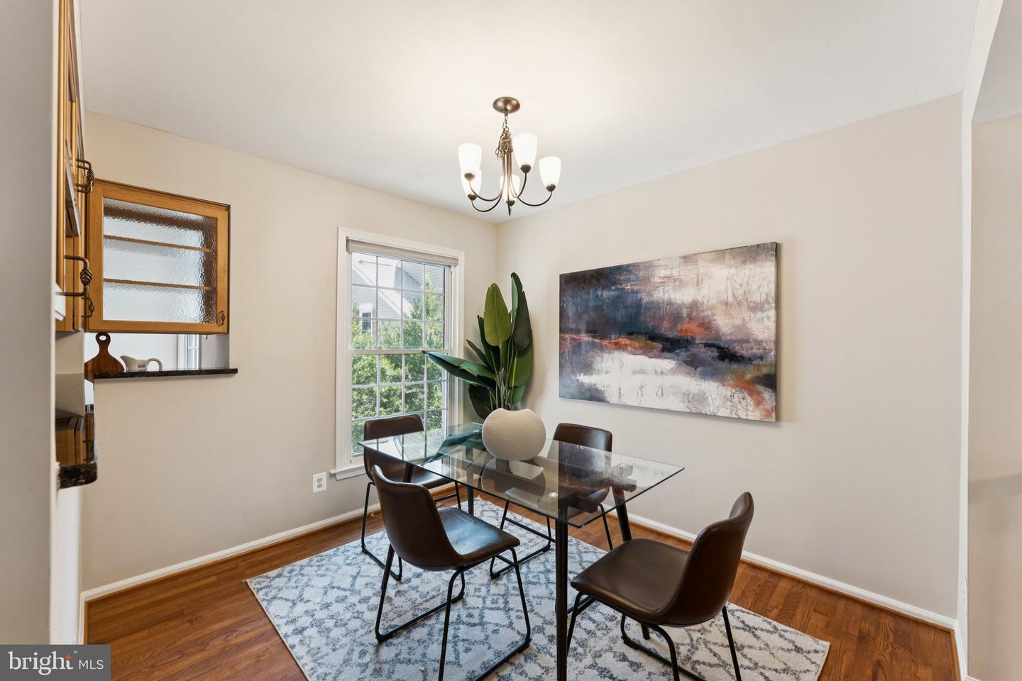 2917 D S WOODSTOCK ST 4 #4, ARLINGTON, Virginia 22206, 3 Bedrooms Bedrooms, ,2 BathroomsBathrooms,Residential,For sale,2917 D S WOODSTOCK ST 4 #4,VAAR2060706 MLS # VAAR2060706