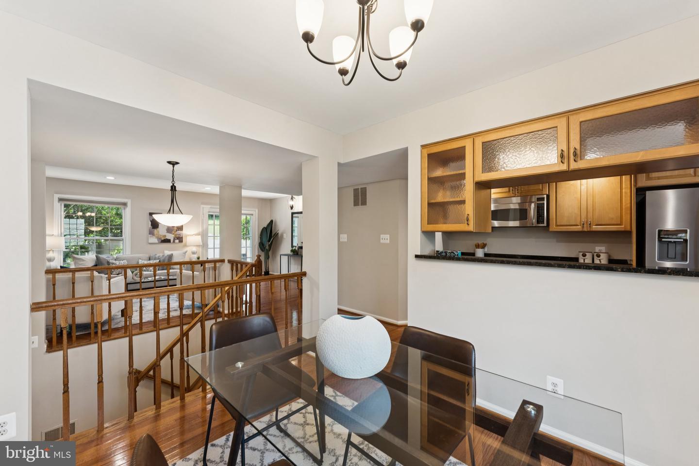 2917 D S WOODSTOCK ST 4 #4, ARLINGTON, Virginia 22206, 3 Bedrooms Bedrooms, ,2 BathroomsBathrooms,Residential,For sale,2917 D S WOODSTOCK ST 4 #4,VAAR2060706 MLS # VAAR2060706