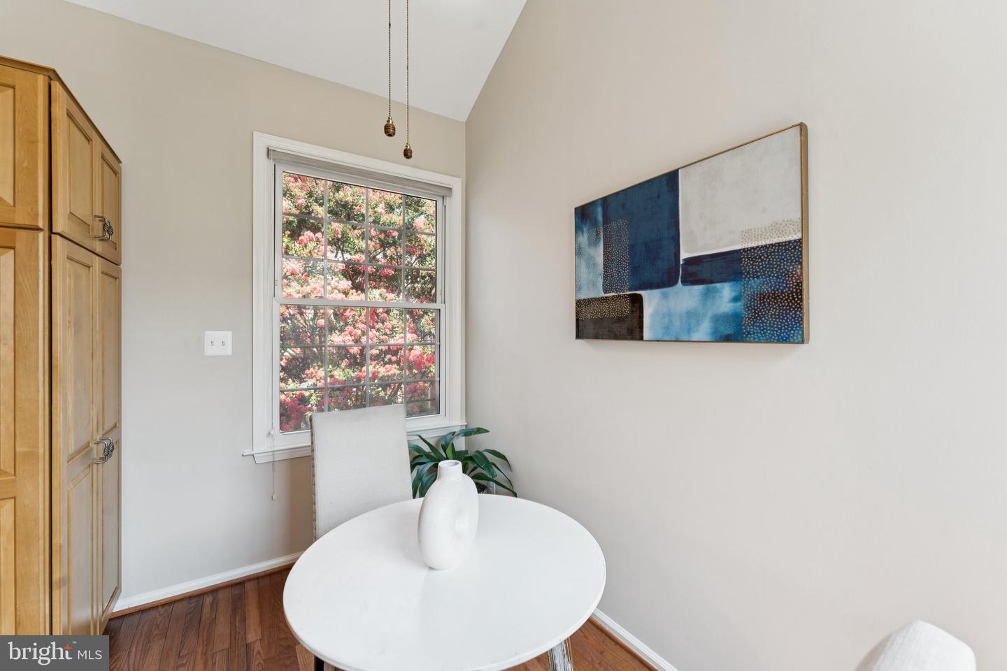 2917 D S WOODSTOCK ST 4 #4, ARLINGTON, Virginia 22206, 3 Bedrooms Bedrooms, ,2 BathroomsBathrooms,Residential,For sale,2917 D S WOODSTOCK ST 4 #4,VAAR2060706 MLS # VAAR2060706
