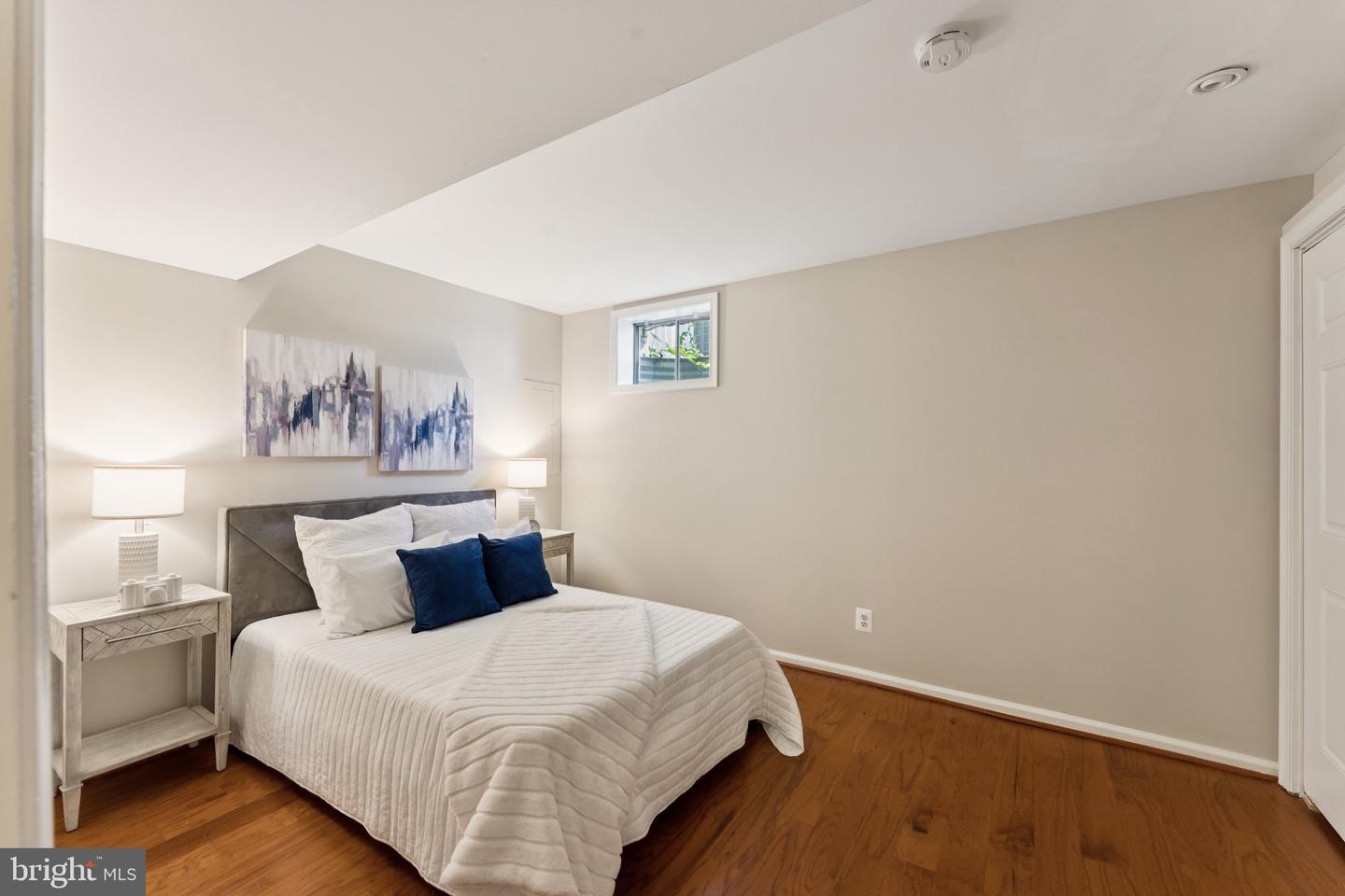 2917 D S WOODSTOCK ST 4 #4, ARLINGTON, Virginia 22206, 3 Bedrooms Bedrooms, ,2 BathroomsBathrooms,Residential,For sale,2917 D S WOODSTOCK ST 4 #4,VAAR2060706 MLS # VAAR2060706