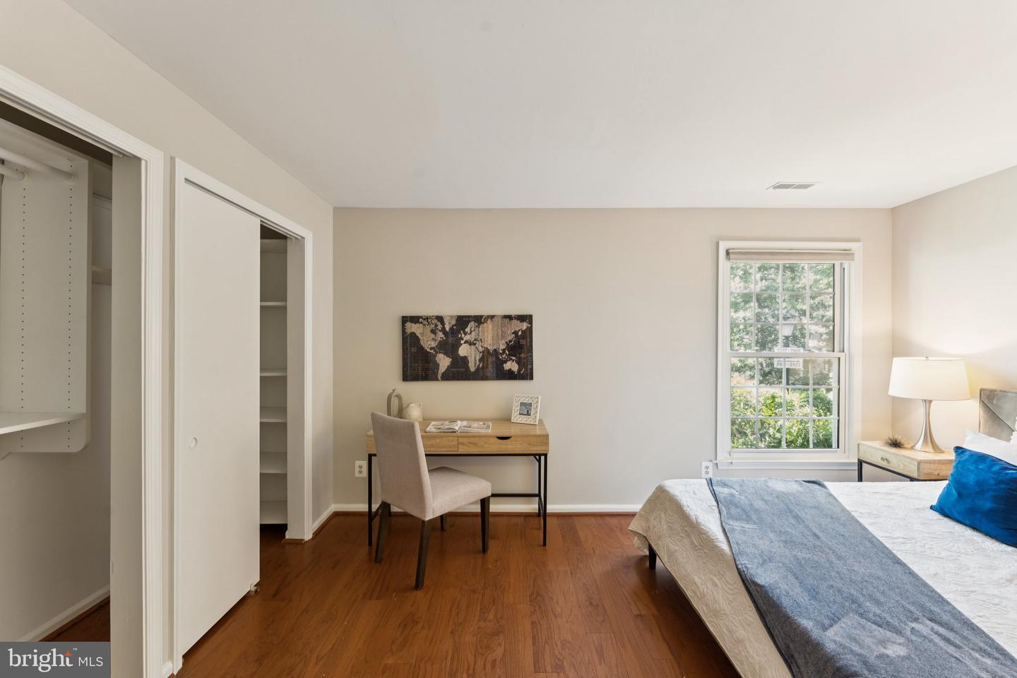 2917 D S WOODSTOCK ST 4 #4, ARLINGTON, Virginia 22206, 3 Bedrooms Bedrooms, ,2 BathroomsBathrooms,Residential,For sale,2917 D S WOODSTOCK ST 4 #4,VAAR2060706 MLS # VAAR2060706