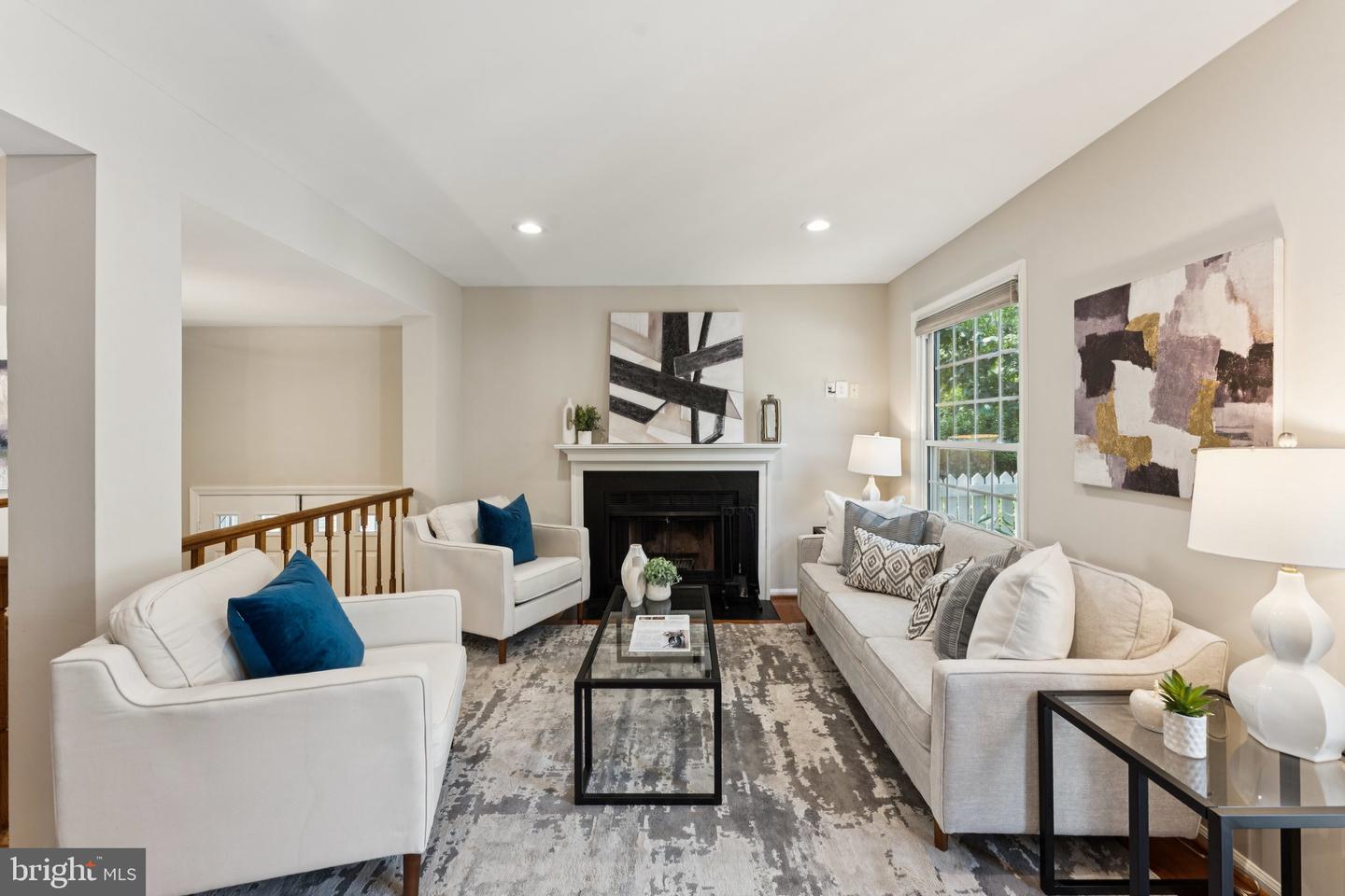 2917 D S WOODSTOCK ST 4 #4, ARLINGTON, Virginia 22206, 3 Bedrooms Bedrooms, ,2 BathroomsBathrooms,Residential,For sale,2917 D S WOODSTOCK ST 4 #4,VAAR2060706 MLS # VAAR2060706