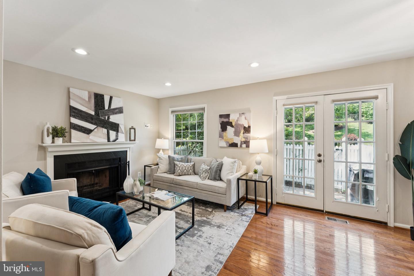 2917 D S WOODSTOCK ST 4 #4, ARLINGTON, Virginia 22206, 3 Bedrooms Bedrooms, ,2 BathroomsBathrooms,Residential,For sale,2917 D S WOODSTOCK ST 4 #4,VAAR2060706 MLS # VAAR2060706