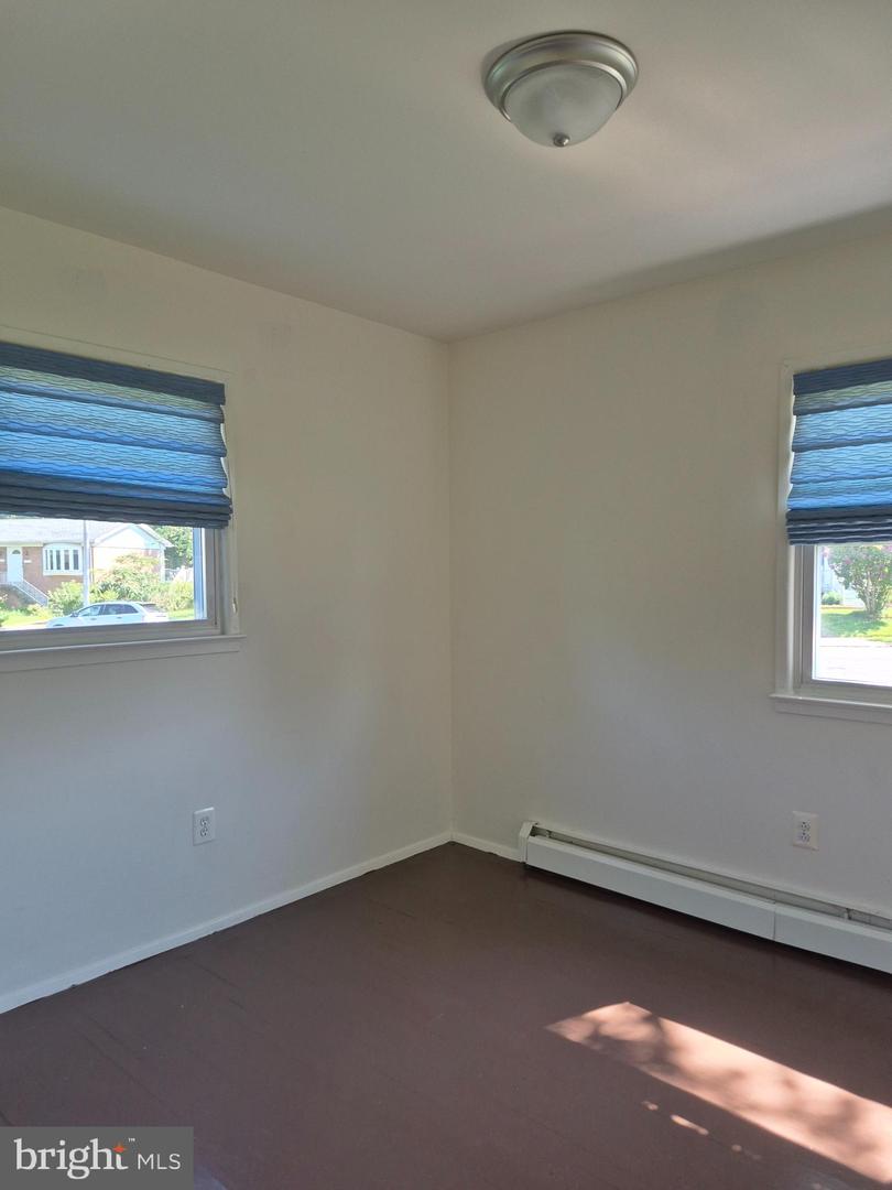 14894 CORDELL AVE, WOODBRIDGE, Virginia 22193, 4 Bedrooms Bedrooms, ,2 BathroomsBathrooms,Residential,For sale,14894 CORDELL AVE,VAPW2099200 MLS # VAPW2099200