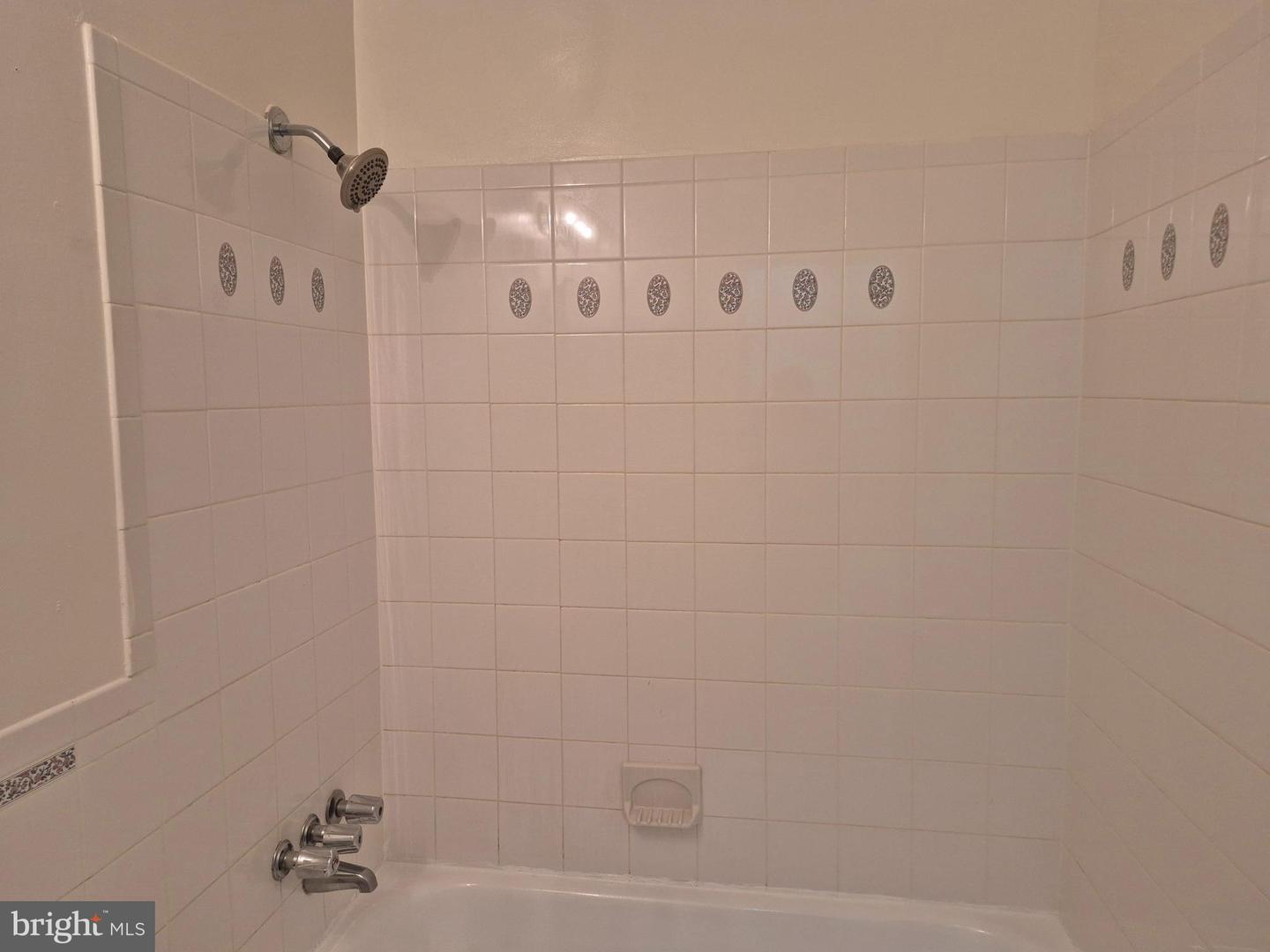 14894 CORDELL AVE, WOODBRIDGE, Virginia 22193, 4 Bedrooms Bedrooms, ,2 BathroomsBathrooms,Residential,For sale,14894 CORDELL AVE,VAPW2099200 MLS # VAPW2099200