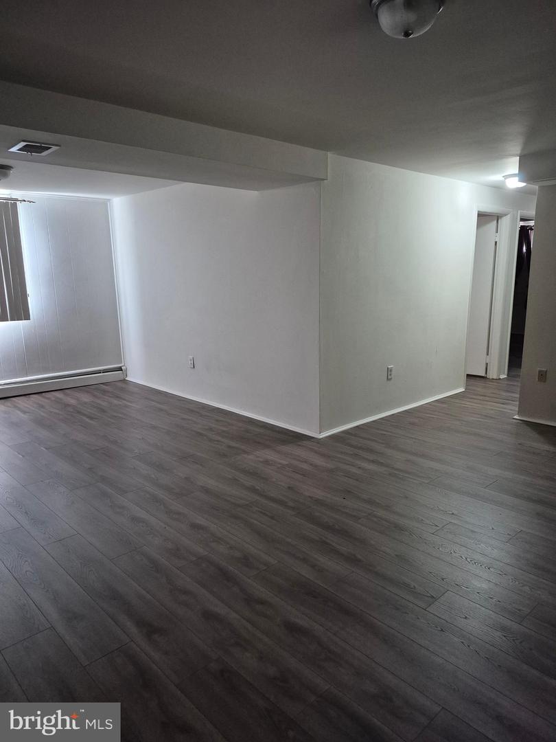 14894 CORDELL AVE, WOODBRIDGE, Virginia 22193, 4 Bedrooms Bedrooms, ,2 BathroomsBathrooms,Residential,For sale,14894 CORDELL AVE,VAPW2099200 MLS # VAPW2099200