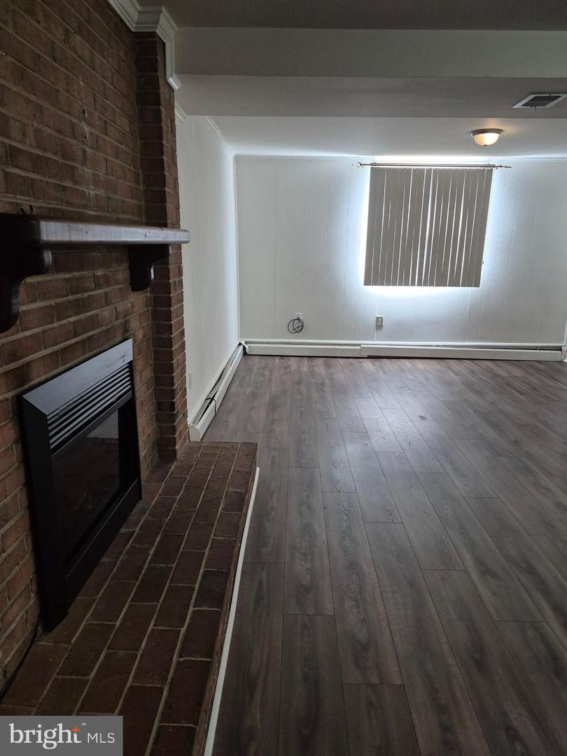 14894 CORDELL AVE, WOODBRIDGE, Virginia 22193, 4 Bedrooms Bedrooms, ,2 BathroomsBathrooms,Residential,For sale,14894 CORDELL AVE,VAPW2099200 MLS # VAPW2099200
