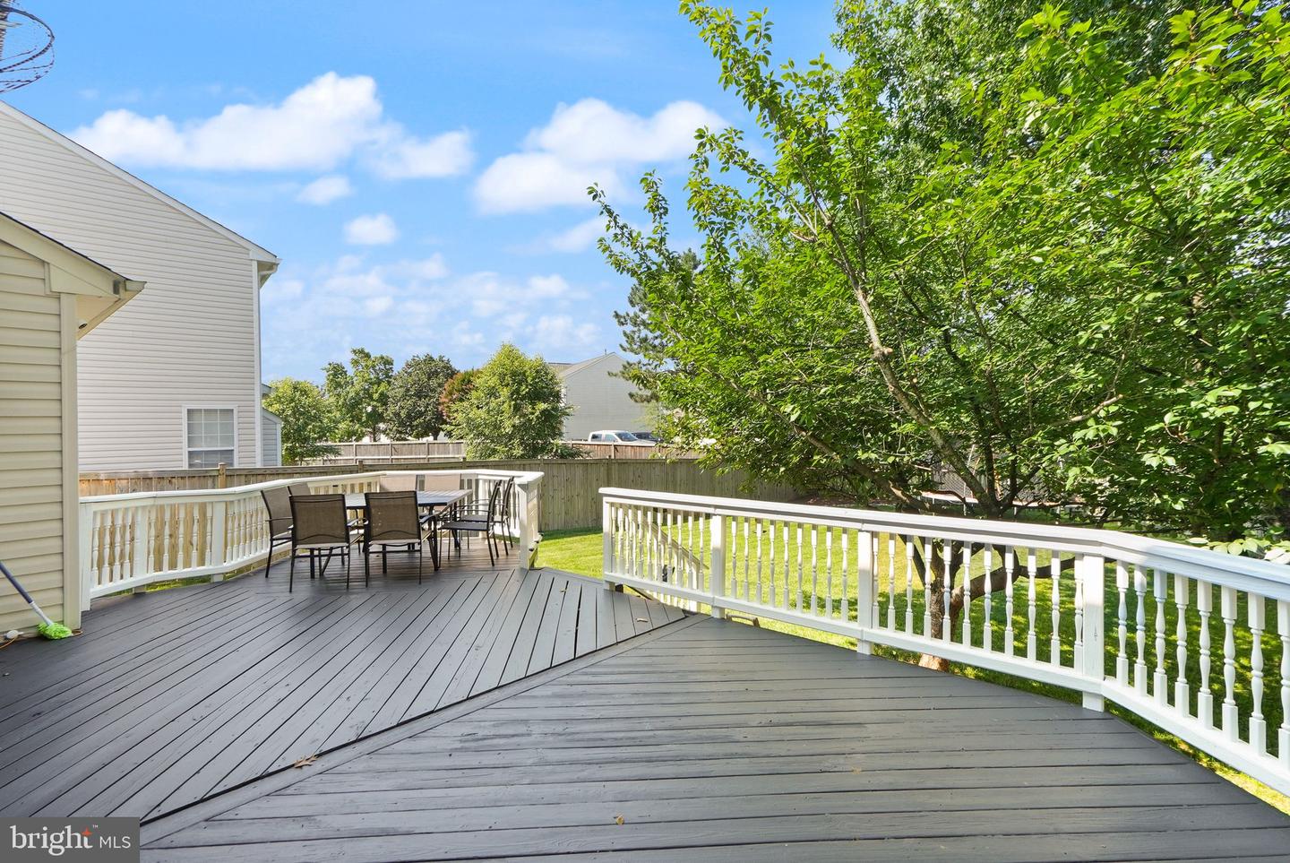 9836 RAINLEAF CT, BRISTOW, Virginia 20136, 4 Bedrooms Bedrooms, ,3 BathroomsBathrooms,Residential,For sale,9836 RAINLEAF CT,VAPW2099210 MLS # VAPW2099210