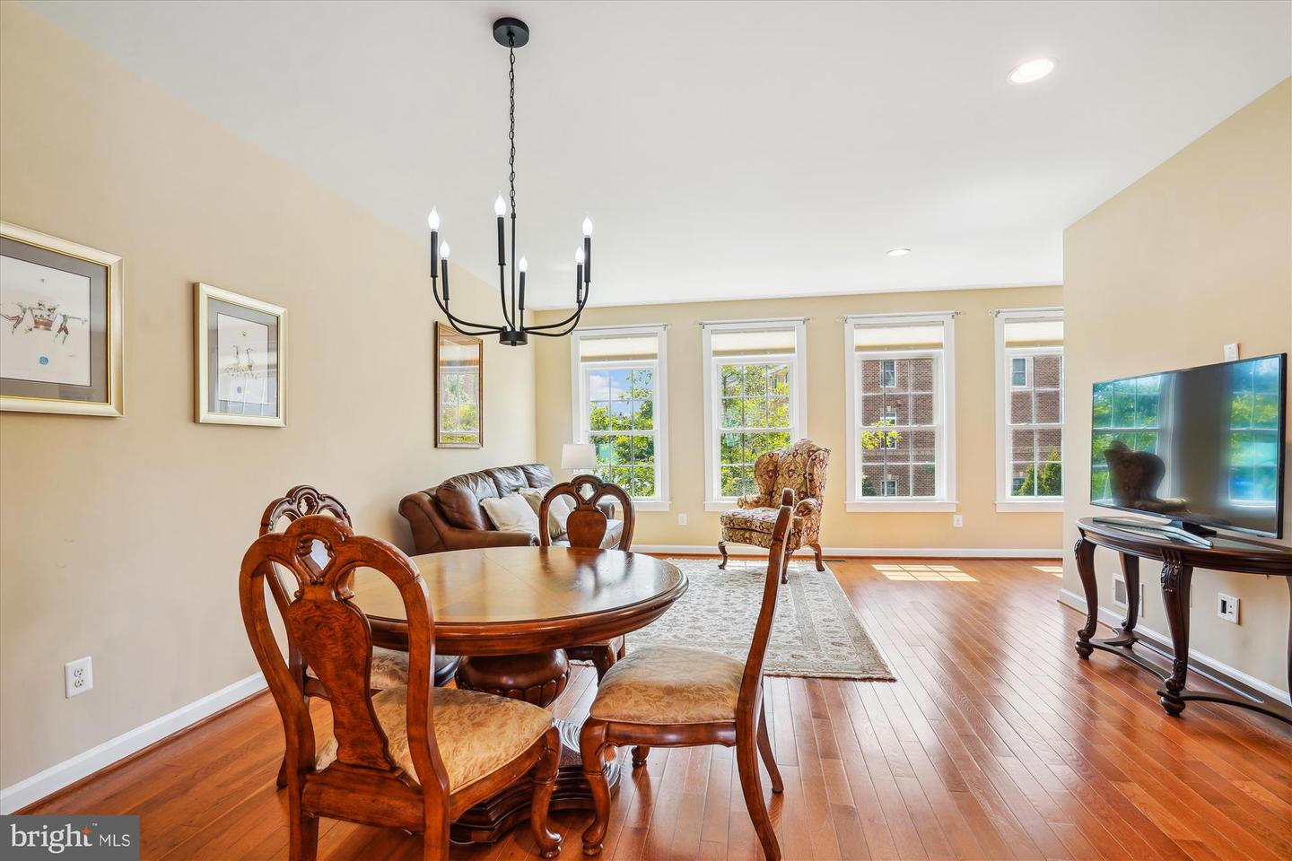 3152 YEAGER DR, HERNDON, Virginia 20171, 4 Bedrooms Bedrooms, ,3 BathroomsBathrooms,Residential,For sale,3152 YEAGER DR,VAFX2255644 MLS # VAFX2255644