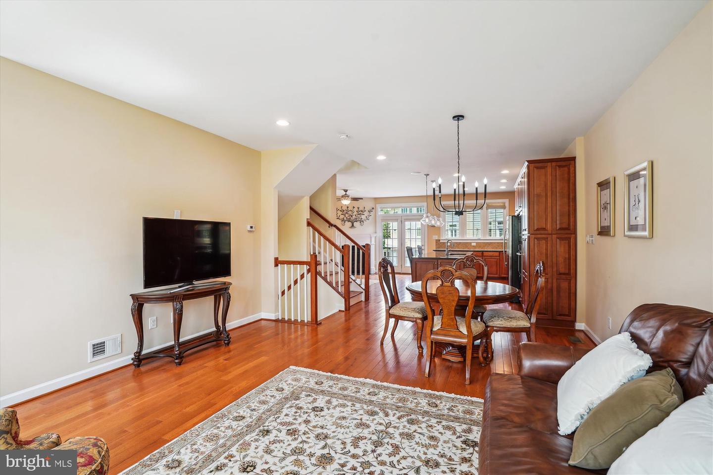 3152 YEAGER DR, HERNDON, Virginia 20171, 4 Bedrooms Bedrooms, ,3 BathroomsBathrooms,Residential,For sale,3152 YEAGER DR,VAFX2255644 MLS # VAFX2255644