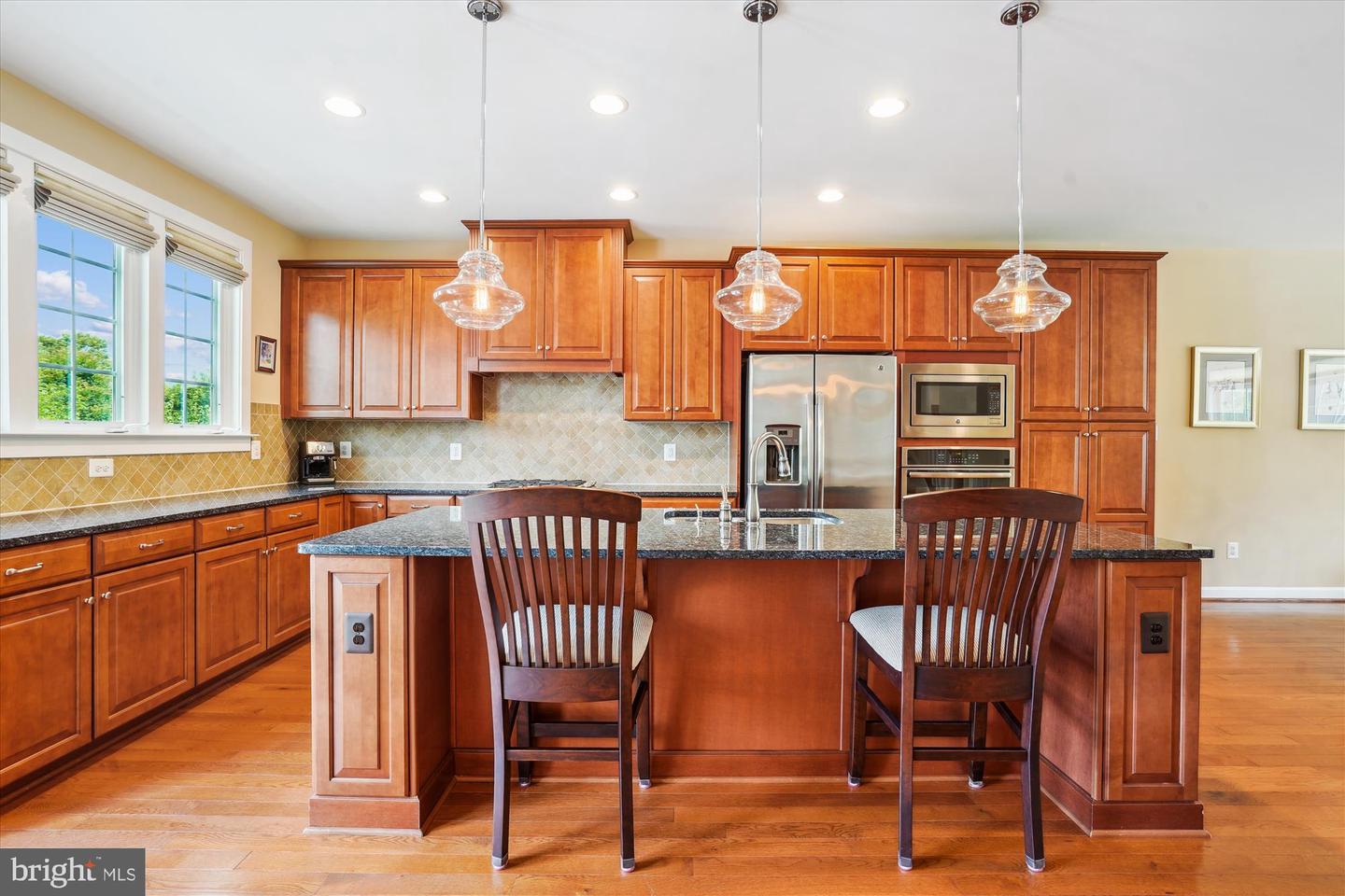 3152 YEAGER DR, HERNDON, Virginia 20171, 4 Bedrooms Bedrooms, ,3 BathroomsBathrooms,Residential,For sale,3152 YEAGER DR,VAFX2255644 MLS # VAFX2255644