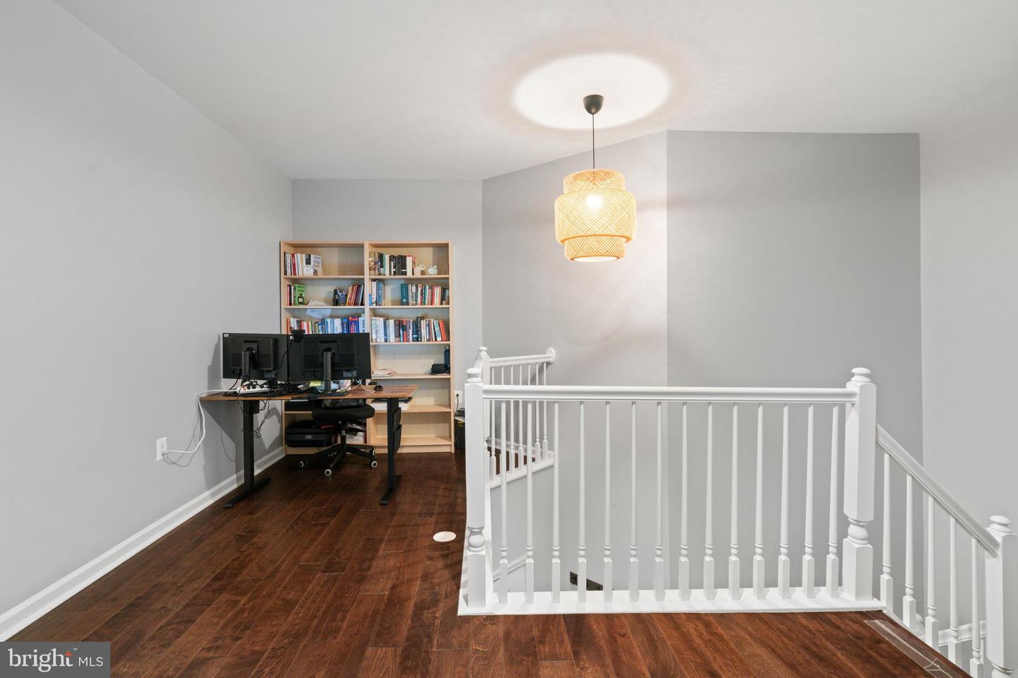 2201 WESTCOURT LN #302, HERNDON, Virginia 20170, 2 Bedrooms Bedrooms, ,2 BathroomsBathrooms,Residential,For sale,2201 WESTCOURT LN #302,VAFX2255832 MLS # VAFX2255832