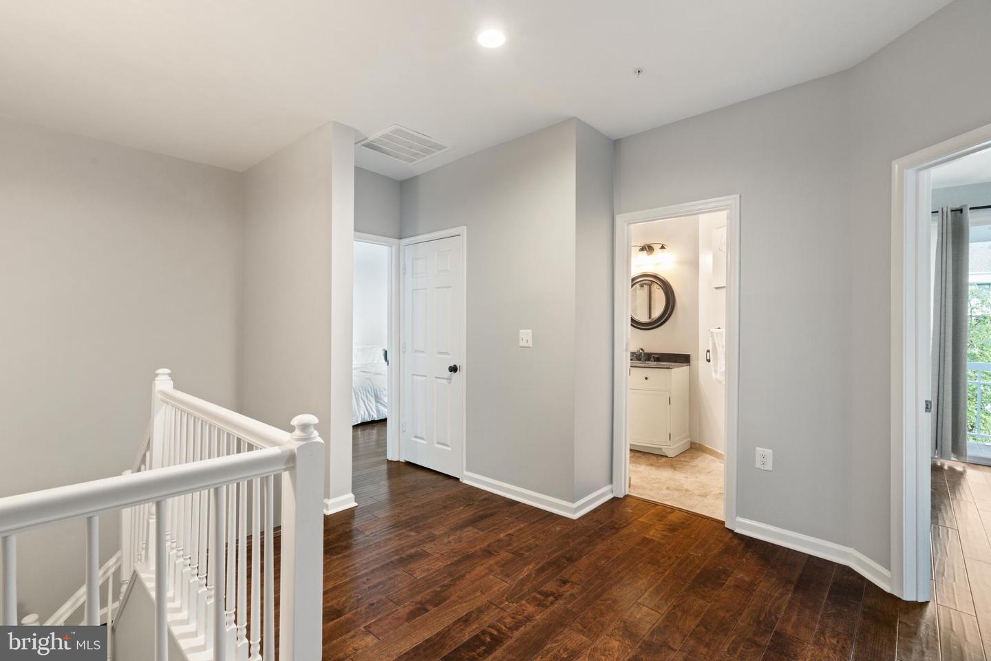 2201 WESTCOURT LN #302, HERNDON, Virginia 20170, 2 Bedrooms Bedrooms, ,2 BathroomsBathrooms,Residential,For sale,2201 WESTCOURT LN #302,VAFX2255832 MLS # VAFX2255832