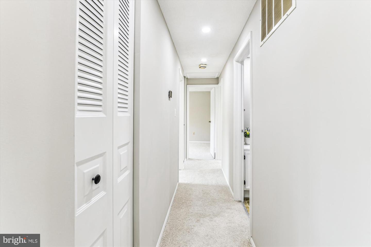 7006 BEDROCK RD, ALEXANDRIA, Virginia 22306, 3 Bedrooms Bedrooms, ,2 BathroomsBathrooms,Residential,For sale,7006 BEDROCK RD,VAFX2255860 MLS # VAFX2255860