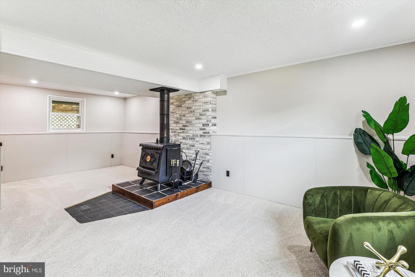 7006 BEDROCK RD, ALEXANDRIA, Virginia 22306, 3 Bedrooms Bedrooms, ,2 BathroomsBathrooms,Residential,For sale,7006 BEDROCK RD,VAFX2255860 MLS # VAFX2255860