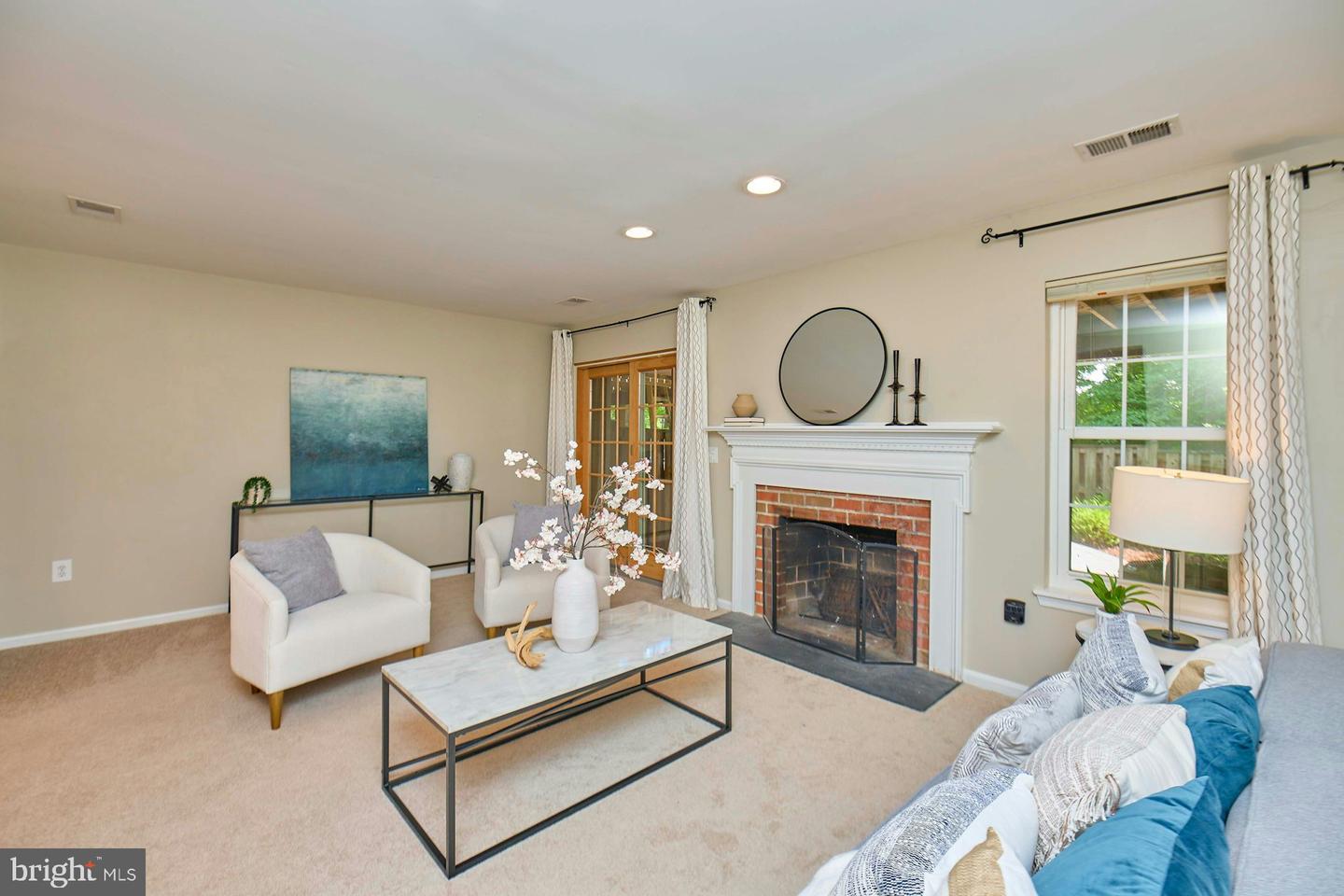 7084 SOLOMON SEAL CT, SPRINGFIELD, Virginia 22152, 3 Bedrooms Bedrooms, ,3 BathroomsBathrooms,Residential,For sale,7084 SOLOMON SEAL CT,VAFX2255918 MLS # VAFX2255918