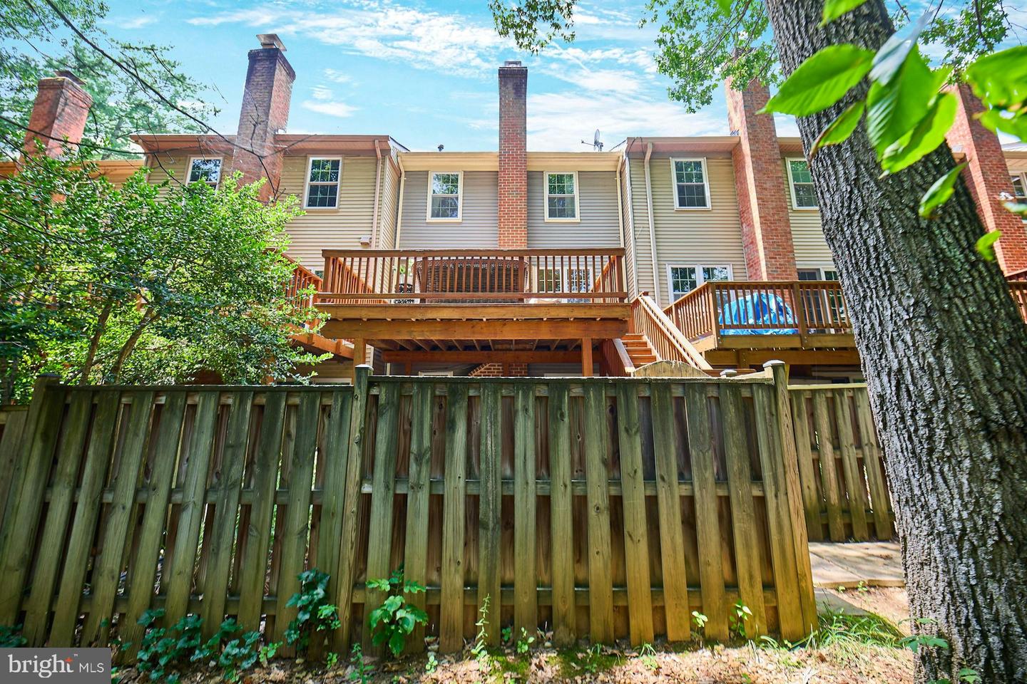 7084 SOLOMON SEAL CT, SPRINGFIELD, Virginia 22152, 3 Bedrooms Bedrooms, ,3 BathroomsBathrooms,Residential,For sale,7084 SOLOMON SEAL CT,VAFX2255918 MLS # VAFX2255918